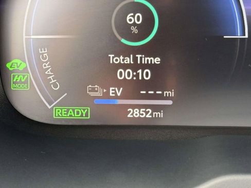 Used 2025 Toyota RAV4 XSE w/ Weather Package image 30