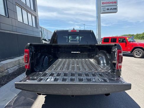 Used 2021 RAM 1500 Laramie AWD/4WD image 8