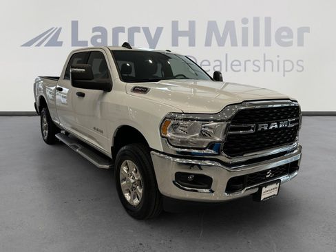 Used 2024 RAM 2500 Big Horn image 7