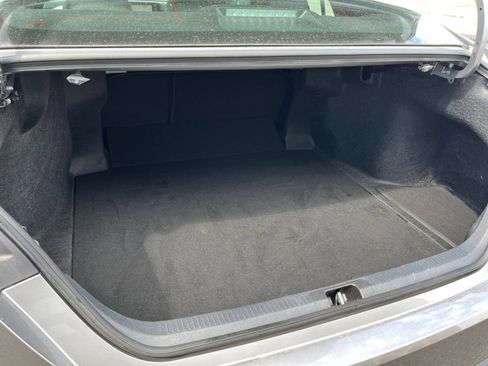 Used 2025 Toyota Camry SE FWD image 36