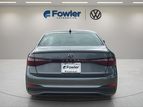 New 2026 Volkswagen Jetta SE FWD image 6