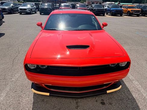 Used 2023 Dodge Challenger GT w/ Performance Handling Group RWD image 2