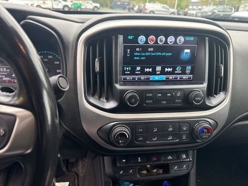 Used 2018 GMC Canyon SLE w/ SLE Convenience Package AWD/4WD image 10
