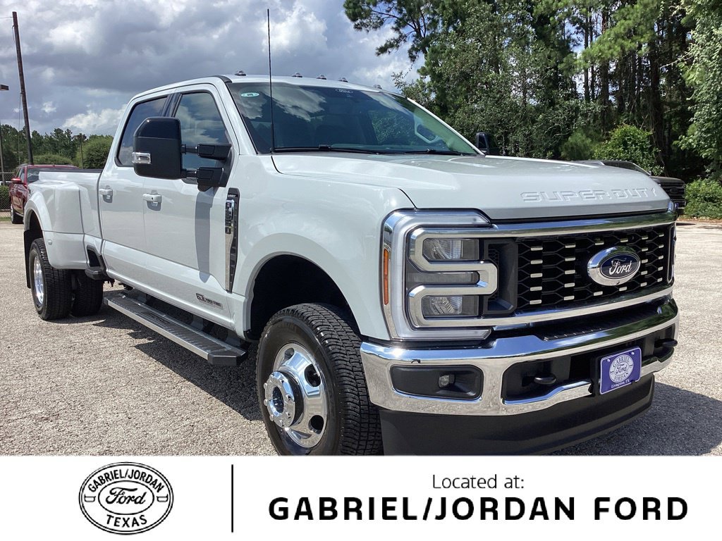 New 2026 Ford F350 Lariat AWD/4WD image 1