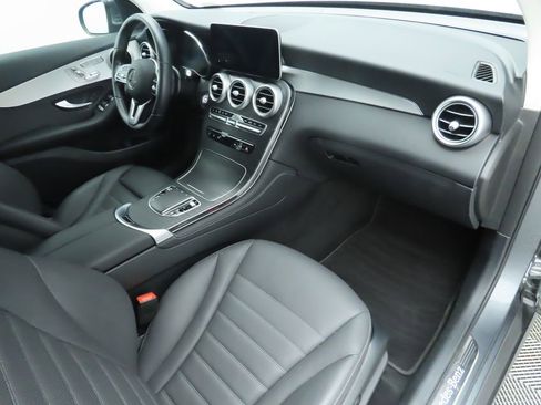 Certified 2021 Mercedes-Benz GLC 300 4MATIC image 18