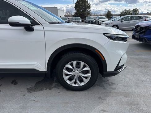 Used 2024 Honda CR-V LX image 3
