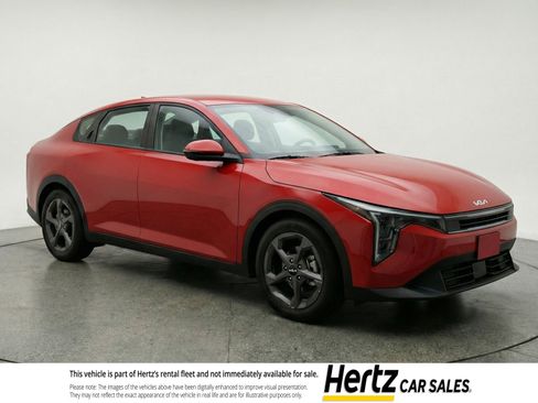 Used 2025 Kia K4 FWD image 1