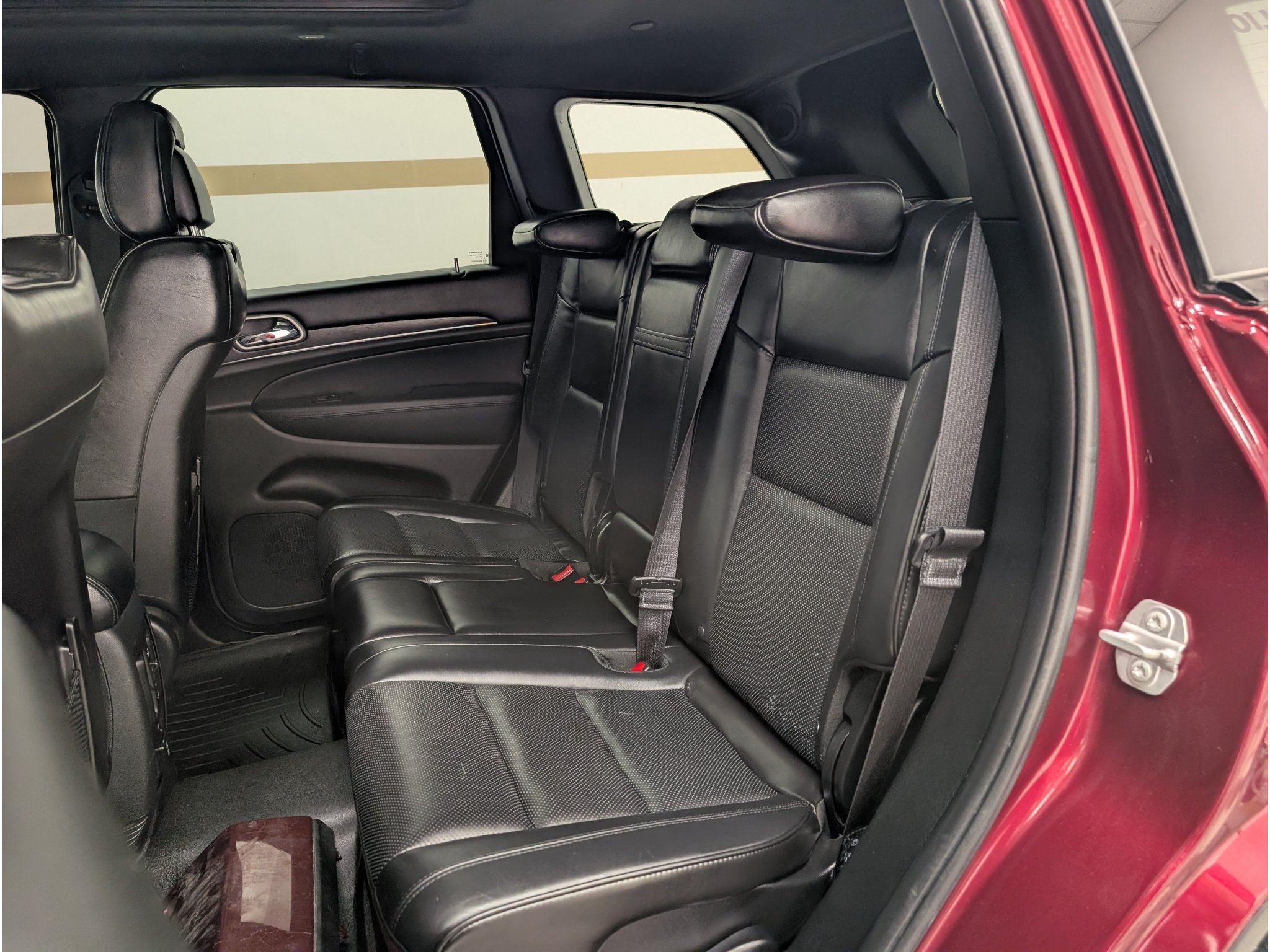 Used 2018 Jeep Grand Cherokee High Altitude AWD/4WD image 15