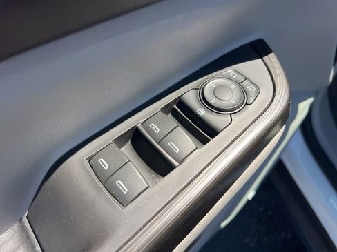 Used 2018 GMC Acadia SLT FWD image 33