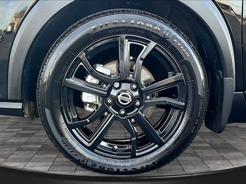 Used 2021 Nissan Kicks SR w/ SR Premium Package FWD image 9