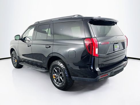 Used 2025 Ford Expedition Tremor image 5