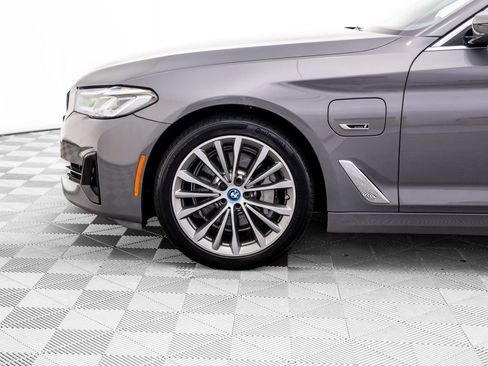 Used 2022 BMW 530e xDrive image 33