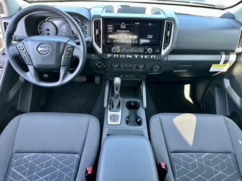 New 2026 Nissan Frontier SV image 17