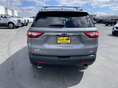 Used 2019 Chevrolet Traverse RS w/ LPO, 'HIT The Road' Package image 7