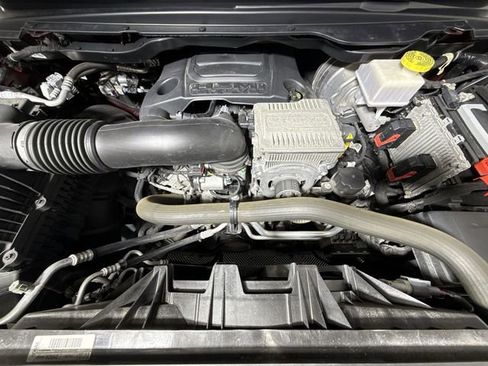 Used 2022 RAM 1500 Limited image 31
