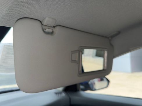 Used 2025 Kia K4 LXS image 24