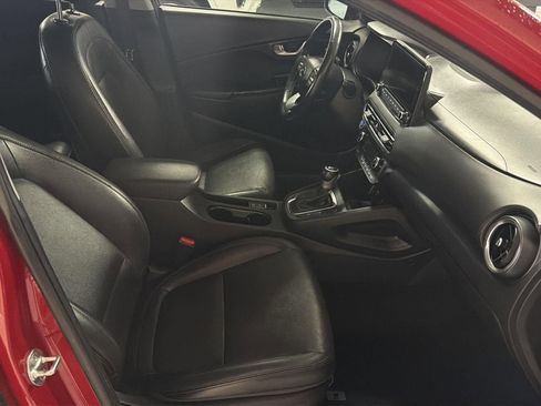 Used 2022 Hyundai Kona Limited image 14