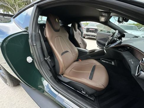 Used 2023 Ferrari Roma RWD image 32