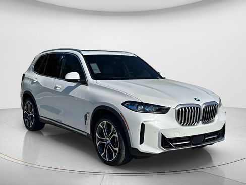 New 2026 BMW X5 sDrive40i w/ Premium Package RWD image 3