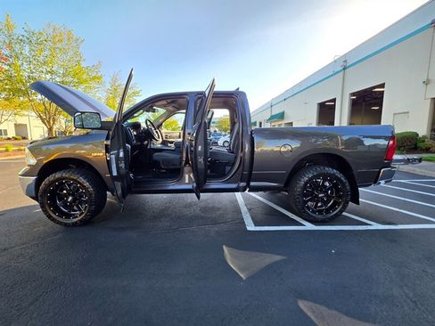 Used 2018 RAM 1500 Big Horn image 23