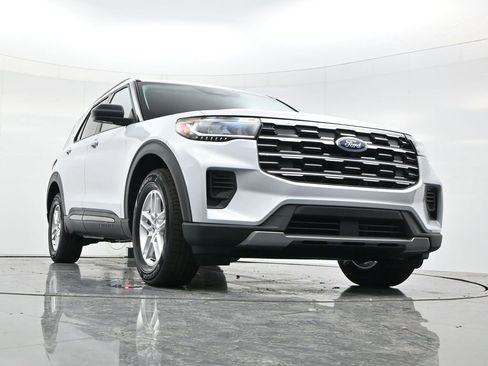 New 2026 Ford Explorer Active image 49
