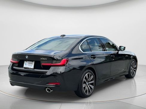 New 2026 BMW 330i Sedan w/ Premium Package RWD image 5