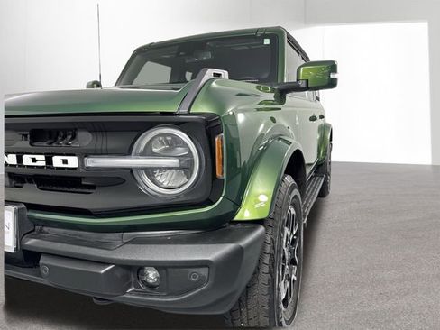 Used 2024 Ford Bronco Outer Banks AWD/4WD image 26