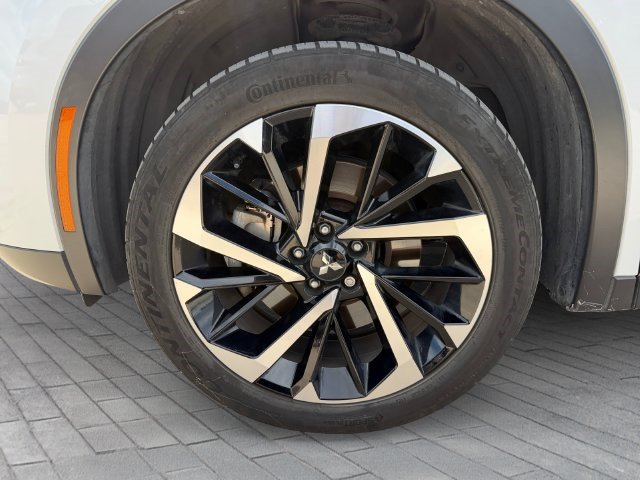 Used 2022 Mitsubishi Outlander ES FWD image 9