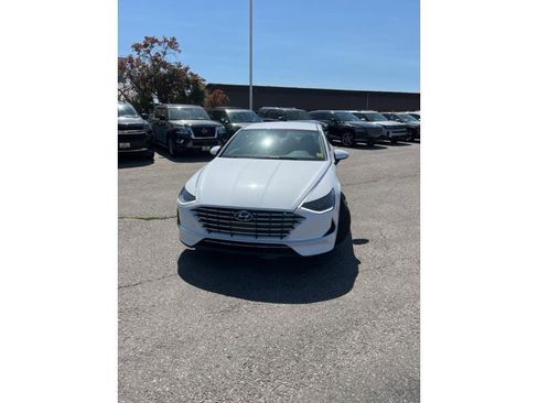 New 2023 Hyundai Sonata SEL image 2
