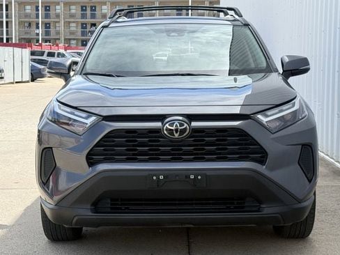 Used 2025 Toyota RAV4 XLE w/ Convenience Package FWD image 8