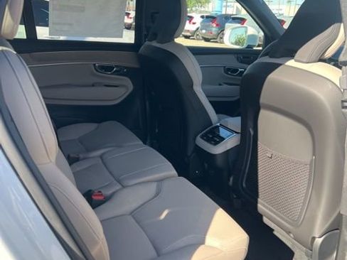 New 2026 Volvo XC90 B6 Plus w/ Protection Package Premier AWD/4WD image 29