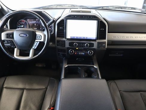 Used 2022 Ford F250 Lariat w/ Lariat Ultimate Package image 23