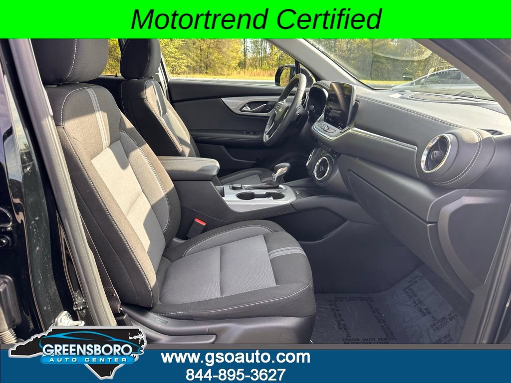 Used 2024 Chevrolet Blazer LT w/ Convenience Package FWD image 16