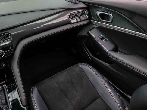 Used 2023 Acura Integra A-Spec image 18