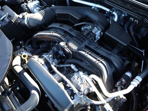 Used 2025 Subaru Outback Premium w/ Popular Package #1A image 23