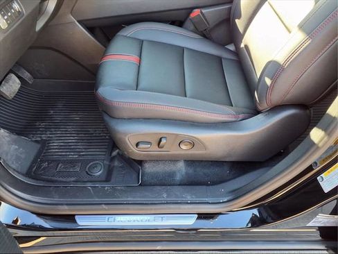 New 2026 Chevrolet Traverse RS w/ LPO, Floor Liner Package image 20