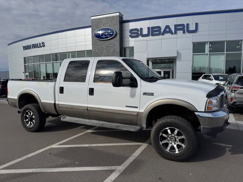 Used 2002 Ford F350 Lariat image 1