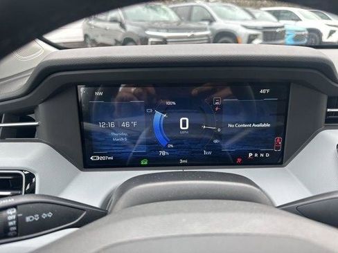 New 2027 Chevrolet Bolt LT w/ Comfort Package FWD image 16