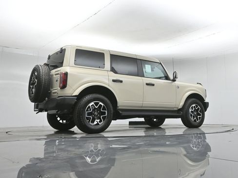 New 2026 Ford Bronco Outer Banks AWD/4WD image 48