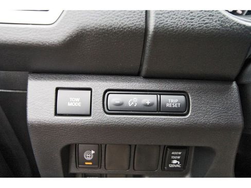 New 2026 Nissan Frontier SV w/ SV Convenience Package image 14