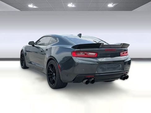 Used 2017 Chevrolet Camaro SS RWD image 3