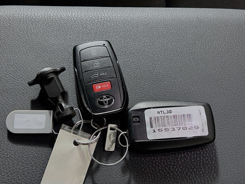Used 2026 Toyota Camry LE FWD image 36