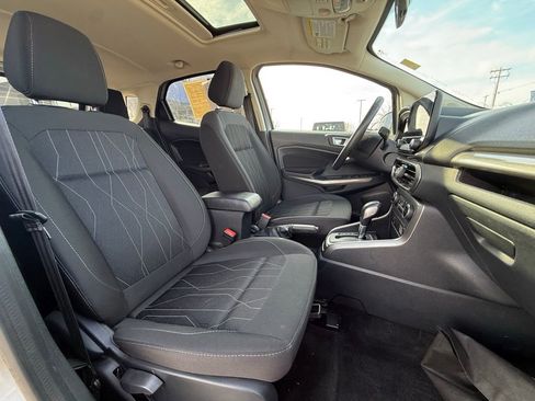 Used 2019 Ford EcoSport SE image 25