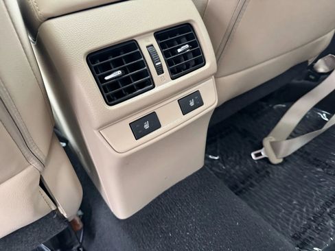 Used 2015 Subaru Outback 2.5i Limited image 15