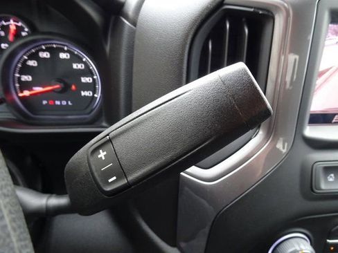 Certified 2022 Chevrolet Silverado 1500 Custom AWD/4WD image 19