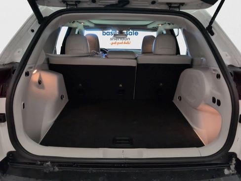 Used 2020 Jeep Cherokee Limited AWD/4WD image 21