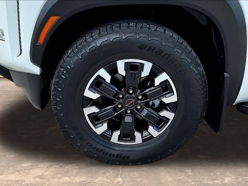 Used 2022 Nissan Frontier Pro-X w/ Technology Package RWD image 37