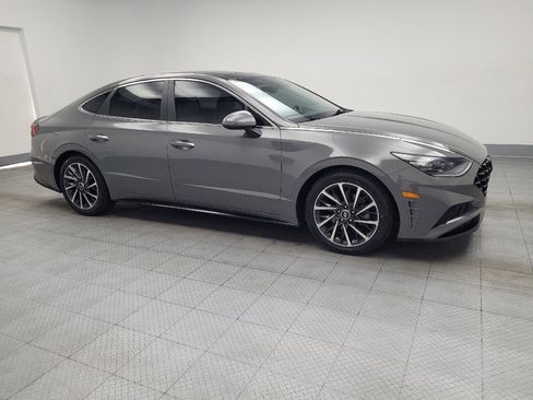 Used 2023 Hyundai Sonata Limited w/ Cargo Package FWD image 11