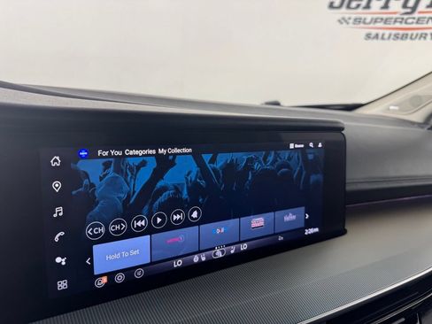 Used 2025 Nissan Murano SL AWD/4WD image 21