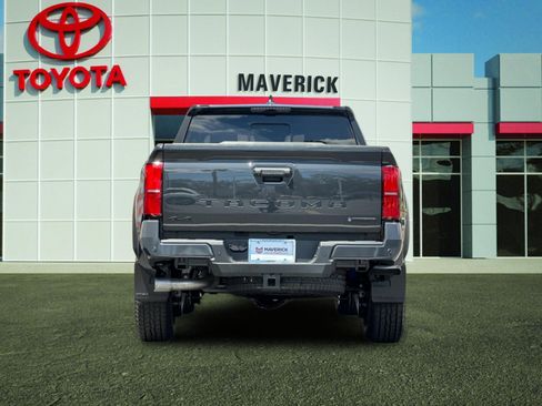 New 2026 Toyota Tacoma TRD Off-Road AWD/4WD image 4